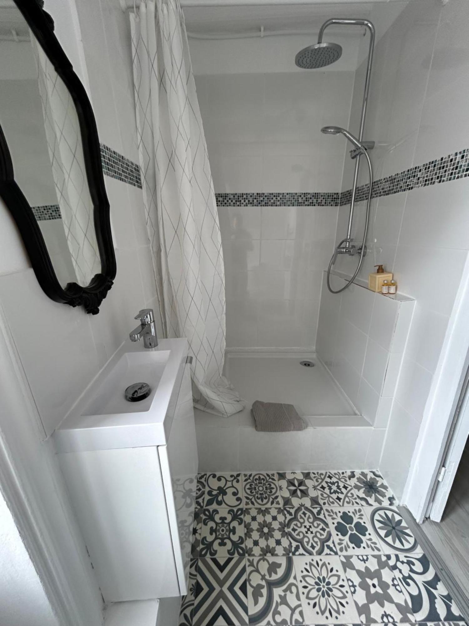 Appartement Cosy Charme Ancien Thizy-les-Bourgs Buitenkant foto